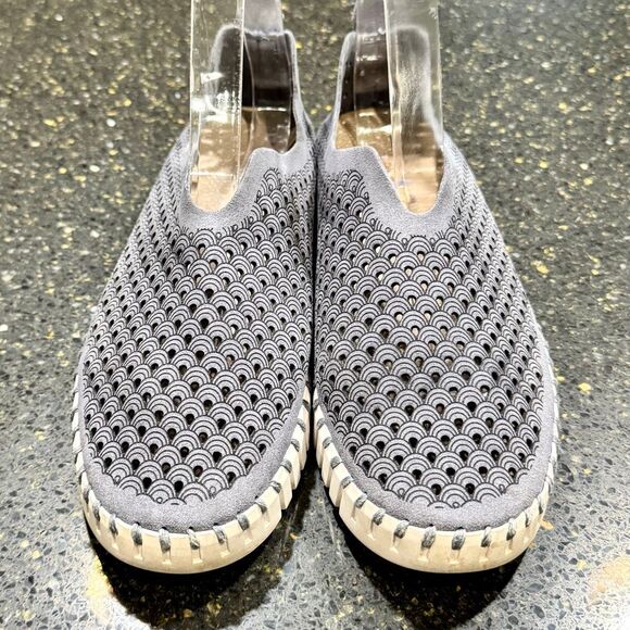 Ilse Jacobsen Tulip Flats. Gray. Size 40/US10. - Picture 2 of 9